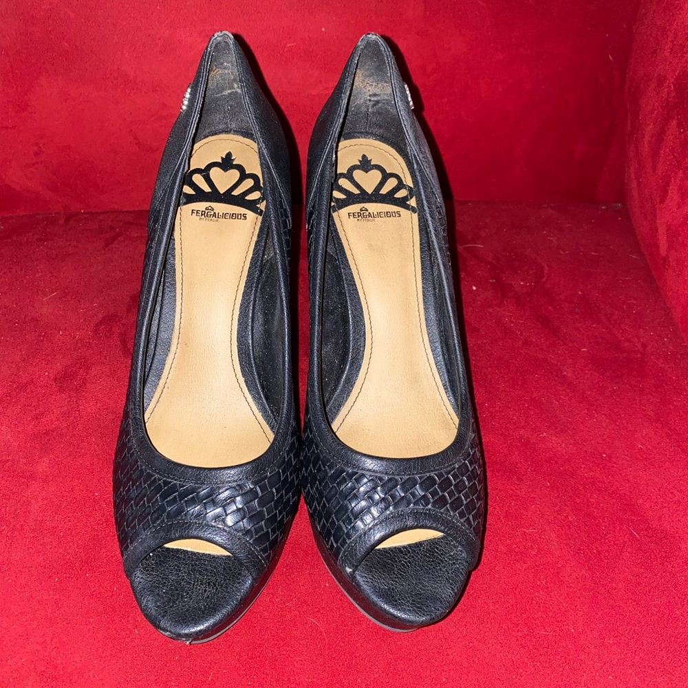 Fergalicious by Fergie size8.5 platform high heels